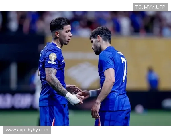 洛杉矶FC举办见面会 国际球迷组织逾百齐聚共庆足球盛会