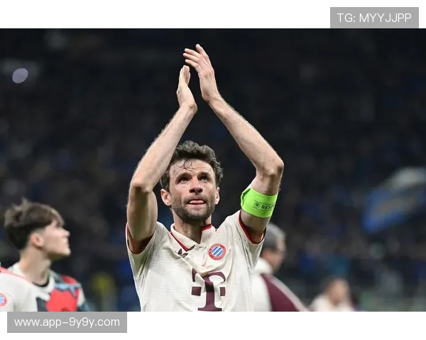 穆勒转会温哥华白帽，756场拜仁生涯落幕